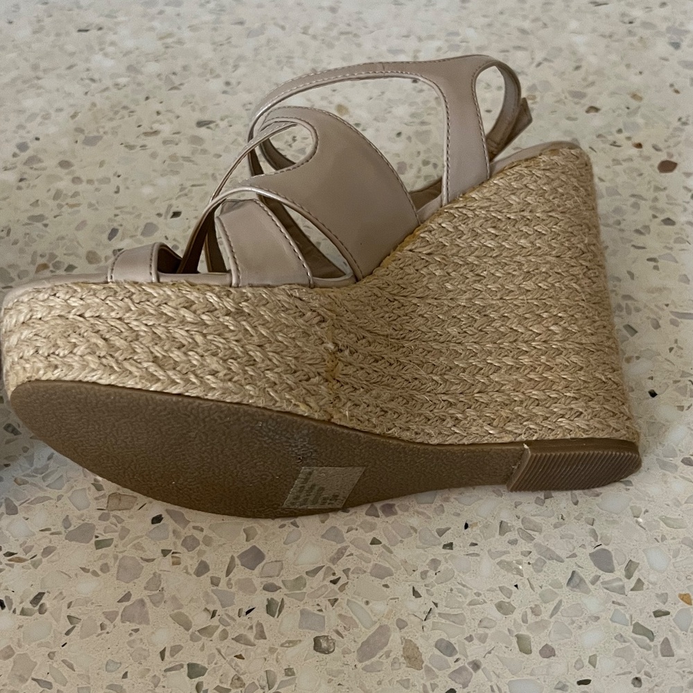 Fergalicious espadrilles 7.5 US - Picture 5 of 6